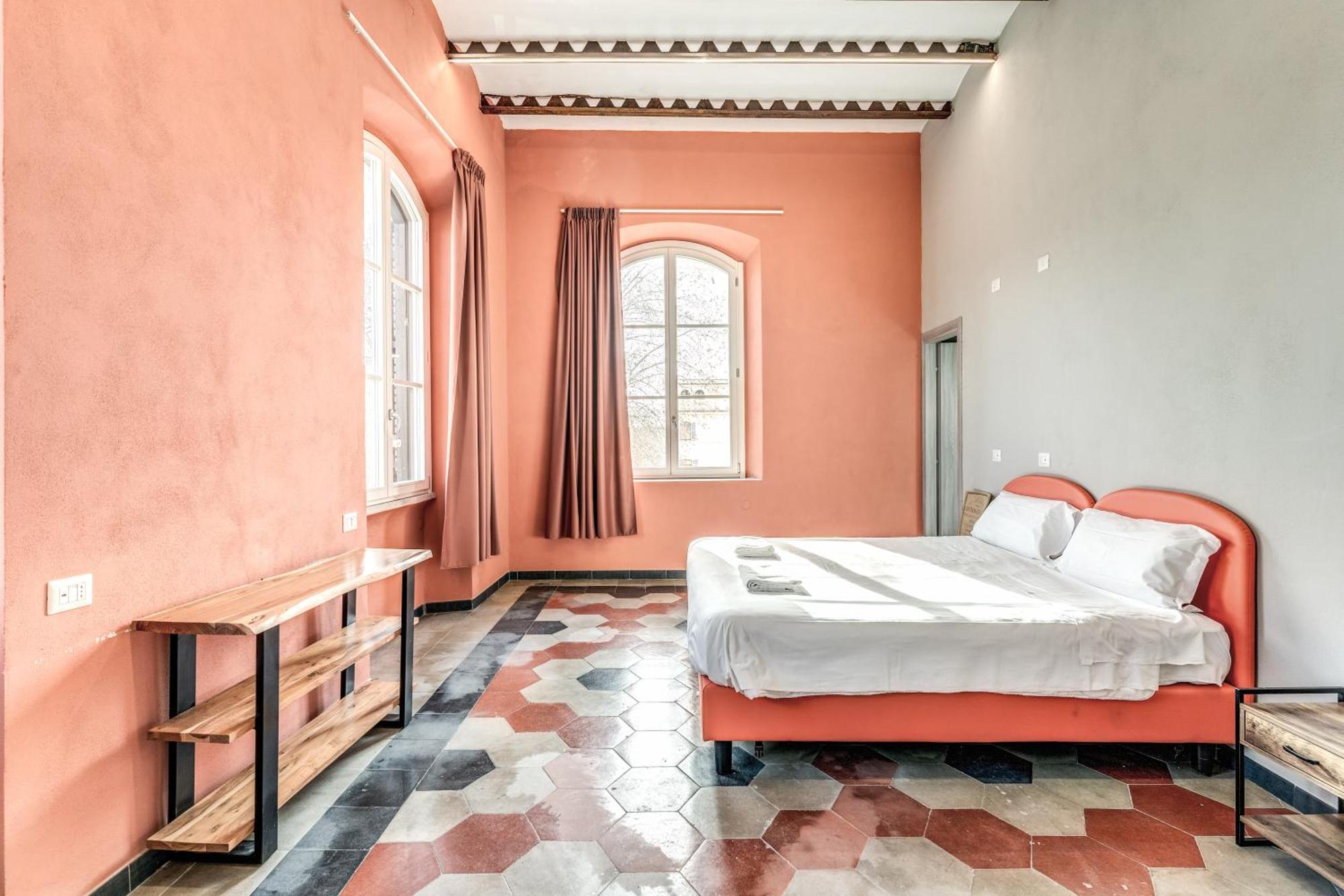 Borgo Ripa Urban Travel Hostel โรม ภายนอก รูปภาพ