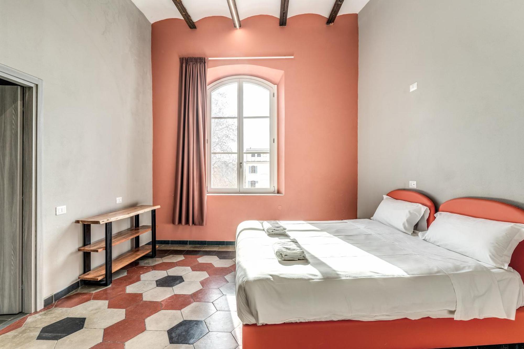 Borgo Ripa Urban Travel Hostel โรม ภายนอก รูปภาพ