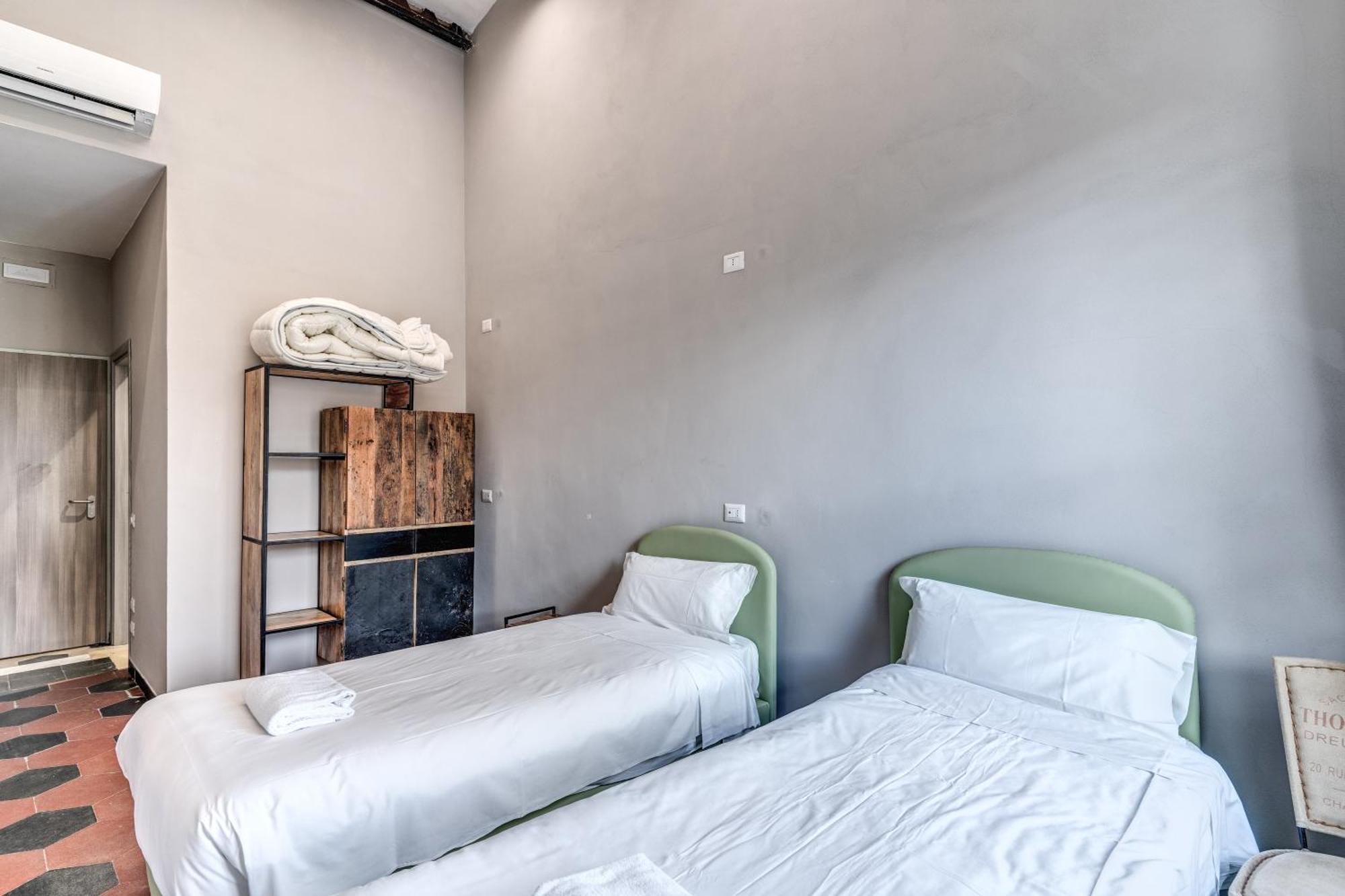 Borgo Ripa Urban Travel Hostel โรม ภายนอก รูปภาพ