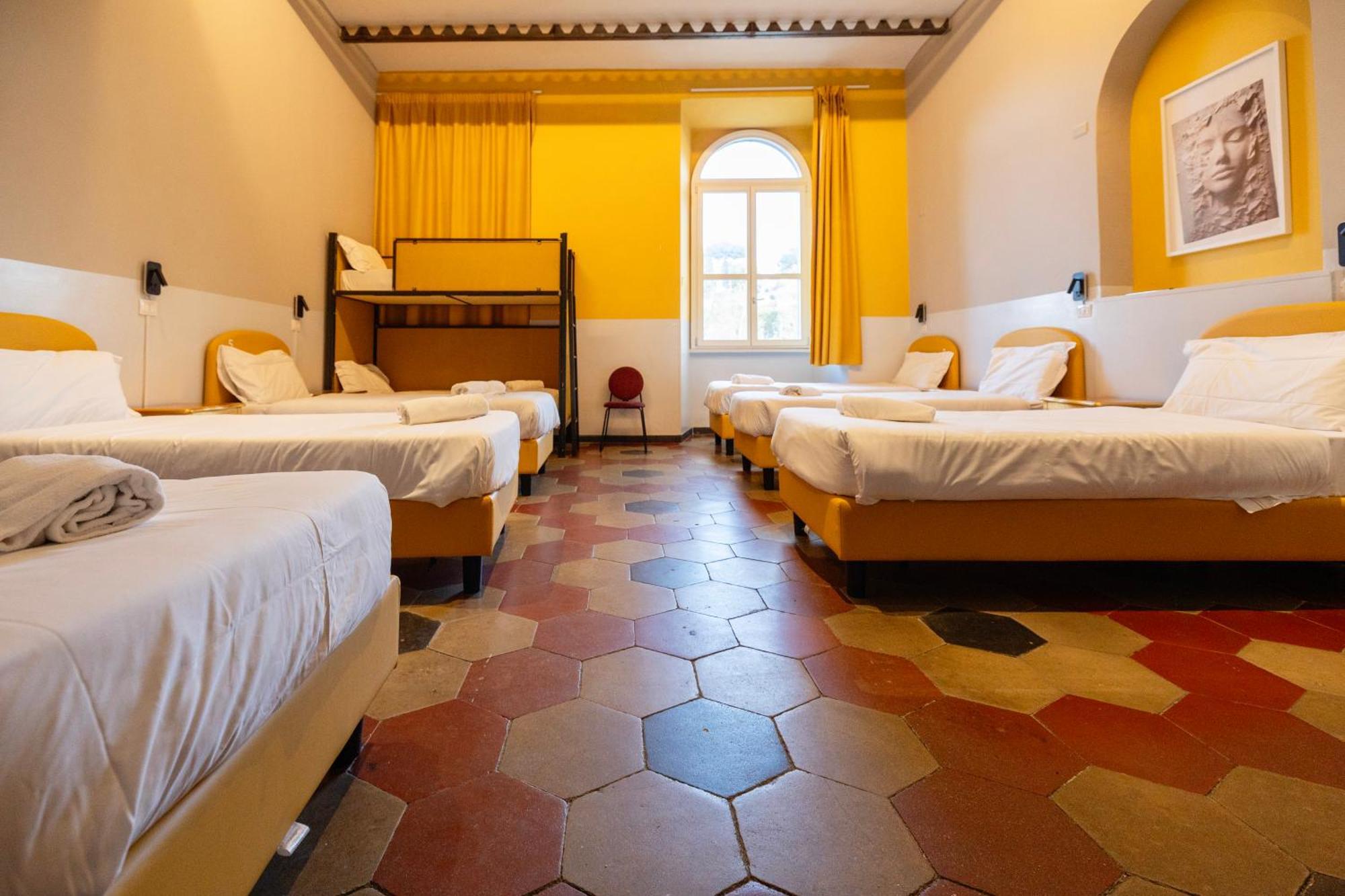 Borgo Ripa Urban Travel Hostel โรม ภายนอก รูปภาพ